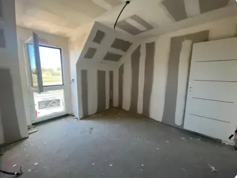 enduiseur à Saint-Denis-d'Anjou - image 3